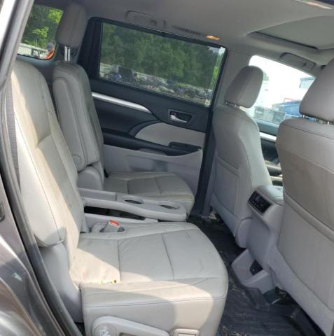 Photo 11 from auction – 2016 TOYOTA HIGHLANDER with VIN 5TDKKRFH6GS148469