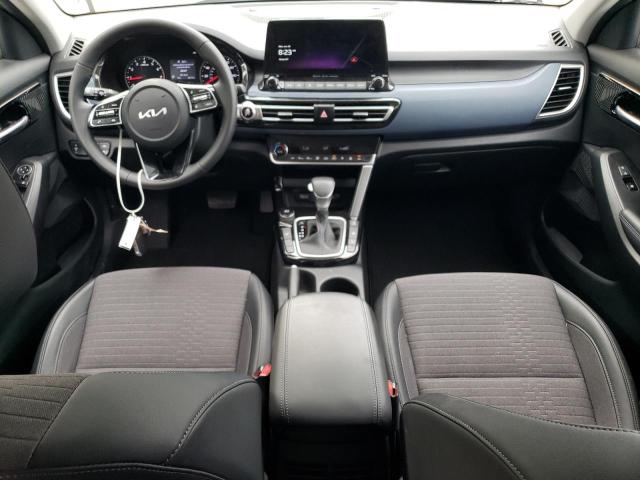 Zdjęcie 8 z aukcji – 2023 KIA SELTOS S z VIN KNDEUCAA4P7423975