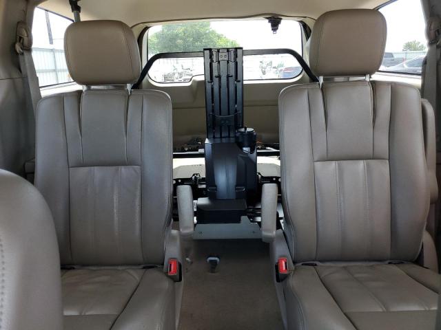 Photo 10 from auction – 2014 CHRYSLER TOWN & COU with VIN 2C4RC1BG2ER438496