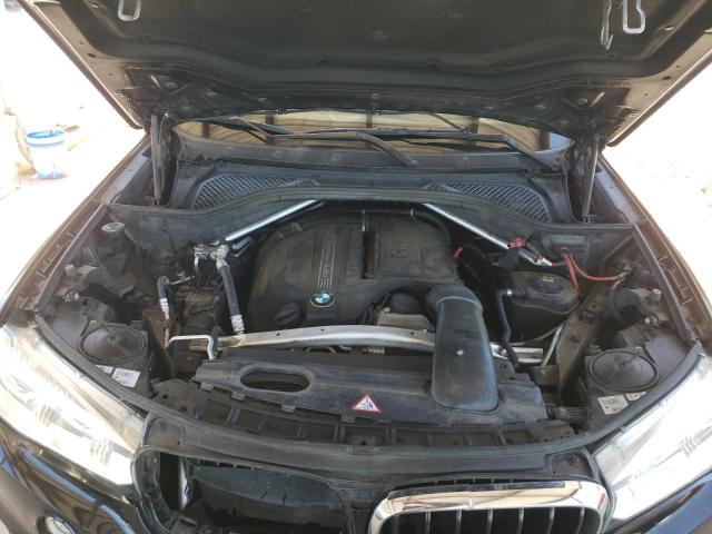 Photo 11 from auction – 2015 BMW X5 SDRIVE3 with VIN 5UXKR2C58F0H37782