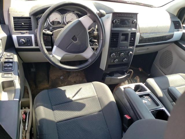 Photo 8 from auction – 2010 DODGE GRAND CARA with VIN 2D4RN5D18AR135617