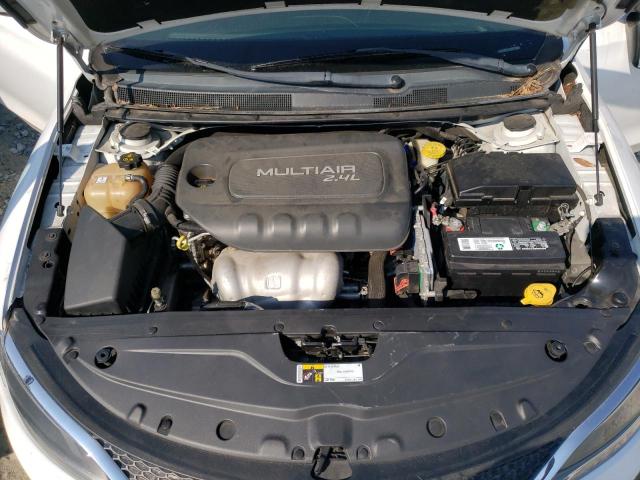 Photo 11 from auction – 2016 CHRYSLER 200 LIMITE with VIN 1C3CCCAB1GN112085