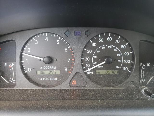 Photo 9 from auction – 2002 CHEVROLET PRIZM 4D with VIN 1Y1SK528X2Z417574