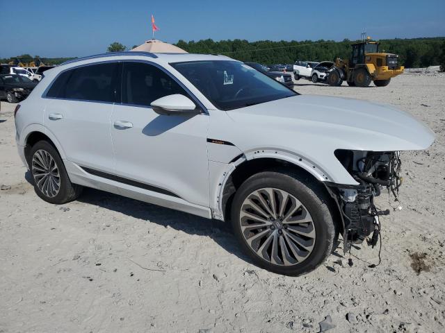 Photo 4 from auction – 2019 AUDI E-TRON PRE with VIN WA1VABGE4KB020981
