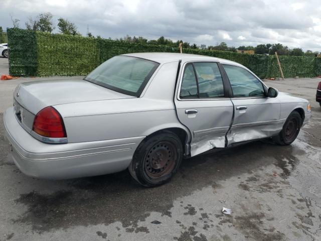 Photo 3 from auction – 2001 FORD CROWN VICT with VIN 2FAFP73W81X117719