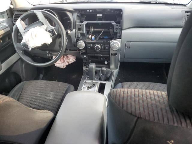 Photo 8 from auction – 2010 TOYOTA 4RUNNER SR with VIN JTEBU5JR7A5022522