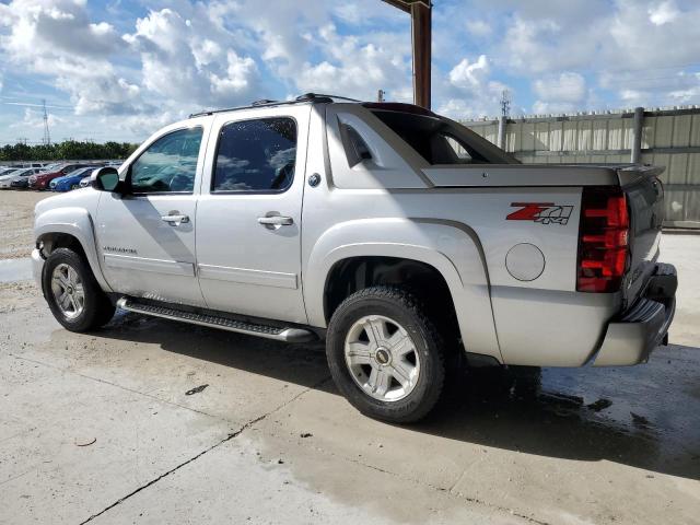 Photo 2 from auction – 2013 CHEVROLET AVALANCHE with VIN 3GNTKFE74DG265853