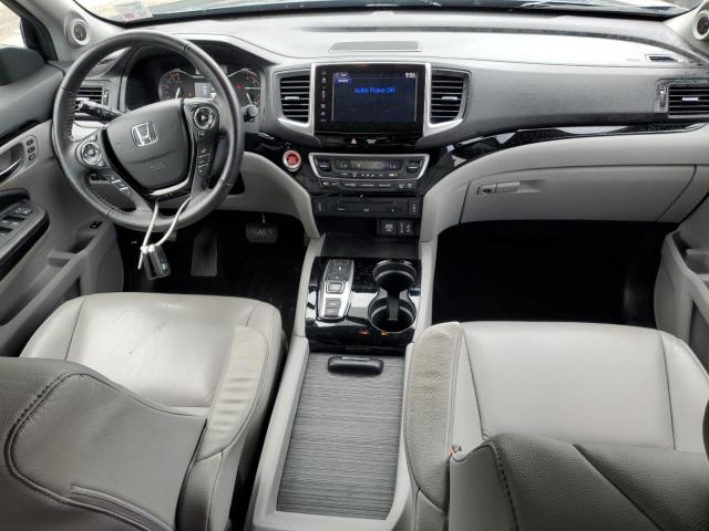Photo 8 from auction – 2017 HONDA PILOT TOUR with VIN 5FNYF5H96HB001555