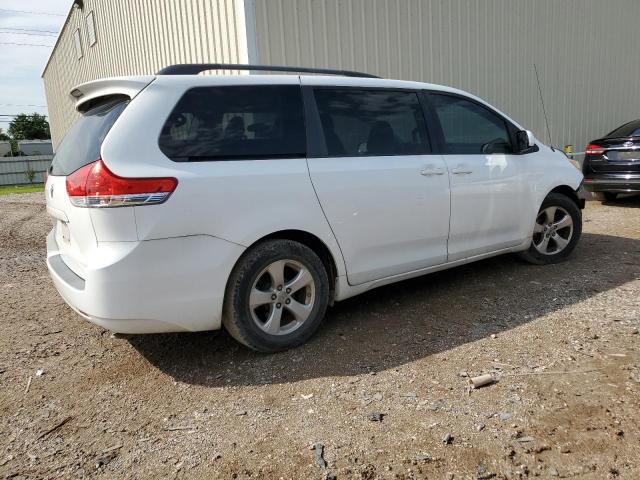 Photo 3 from auction – 2014 TOYOTA SIENNA LE with VIN 5TDKK3DC8ES482732