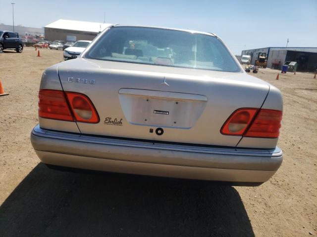 Photo 6 from auction – 1997 MERCEDES-BENZ E 300D with VIN WDBJF20F4VJ033604