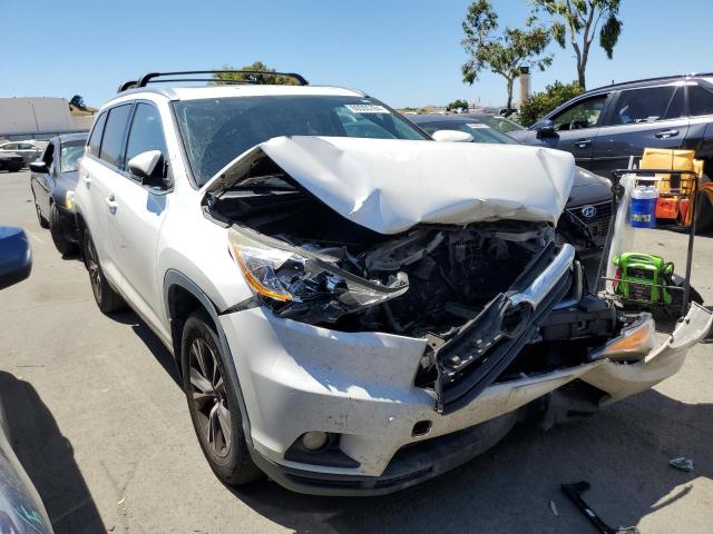 Photo 4 from auction – 2016 TOYOTA HIGHLANDER with VIN 5TDJKRFH0GS343821
