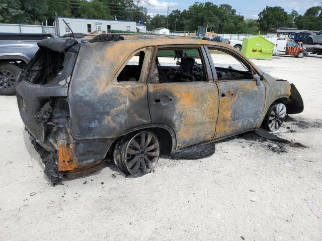 Photo 3 from auction – 2011 KIA SORENTO EX with VIN 5XYKU3A16BG073960