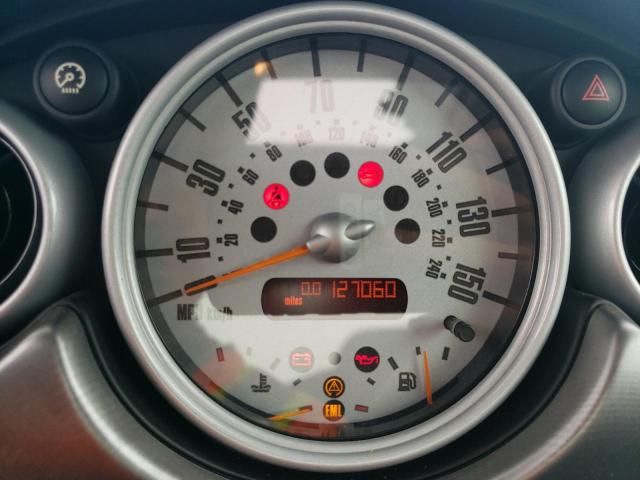 Photo 9 from auction – 2004 MINI COOPER S with VIN WMWRE33494TD85443