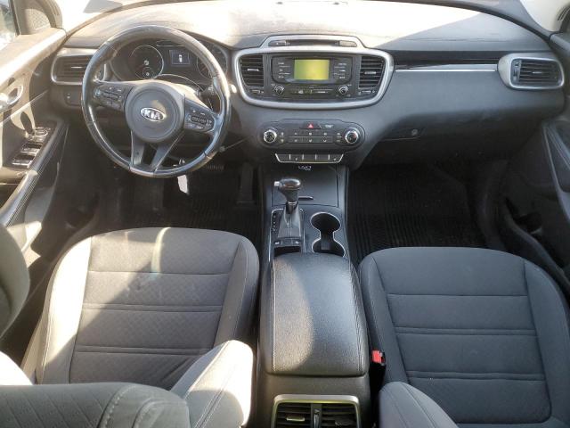 Photo 8 from auction – 2016 KIA SORENTO LX with VIN 5XYPG4A54GG014631