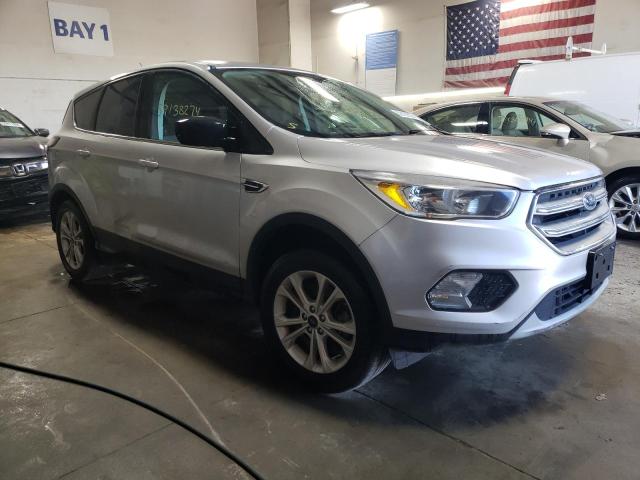 Photo 4 from auction – 2017 FORD ESCAPE SE with VIN 1FMCU9GD2HUC54985