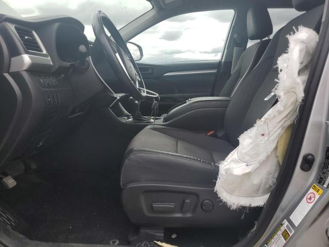 Photo 7 from auction – 2018 TOYOTA HIGHLANDER with VIN 5TDBZRFH2JS856687