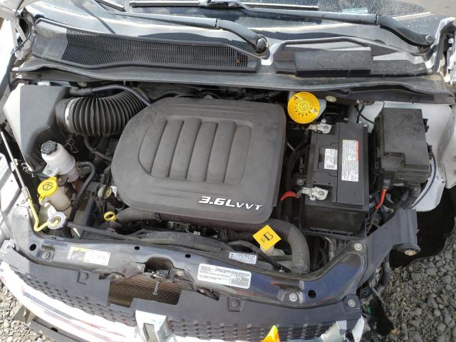 Фото 11 с аукциона – 2016 DODGE GRAND CARA с VIN 2C4RDGCG5GR370924