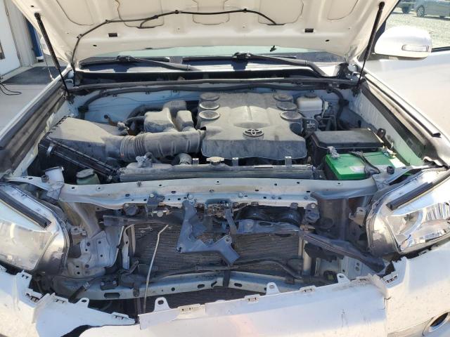 Photo 12 from auction – 2011 TOYOTA 4RUNNER SR with VIN JTEBU5JR4B5067693