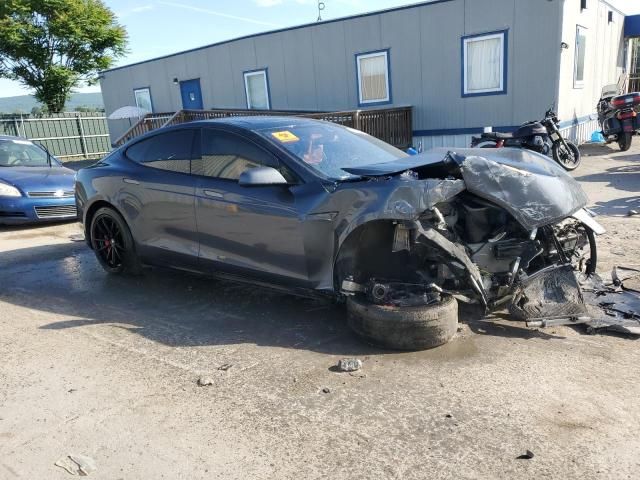 Photo 4 from auction – 2015 TESLA MODEL S P8 with VIN 5YJSA1H48FF082220