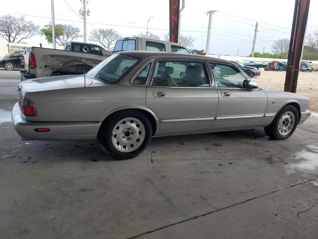 Photo 3 from auction – 2000 JAGUAR VANDENPLAS with VIN SAJDA24C9YLF10831