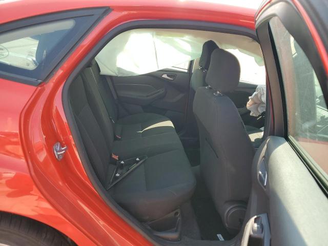Photo 10 from auction – 2015 FORD FOCUS SE with VIN 1FADP3F23FL215960