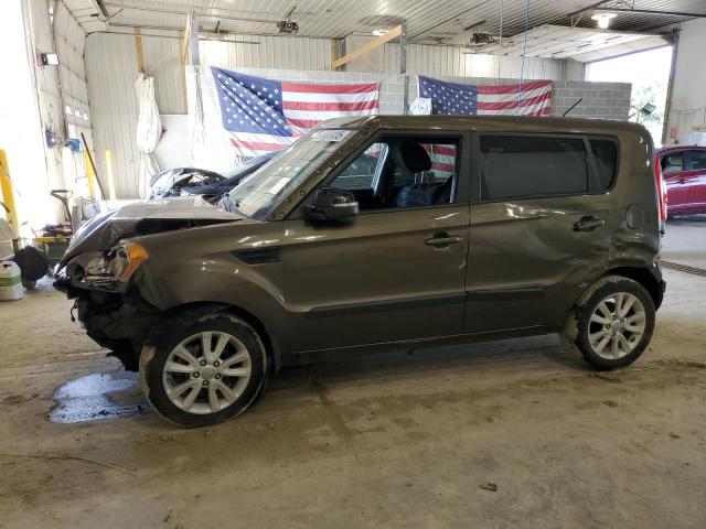 KIA SOUL + 2013 with VIN KNDJT2A69D7571610 - Photo from auction