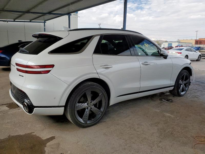 Photo 3 from auction – 2023 GENESIS GV70 BASE with VIN KMUMCDTCXPU115324