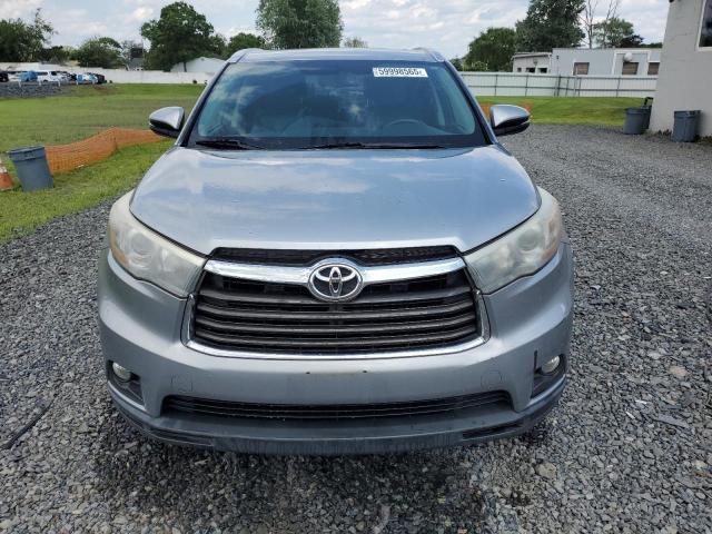Photo 5 from auction – 2016 TOYOTA HIGHLANDER with VIN 5TDJKRFH9GS501427