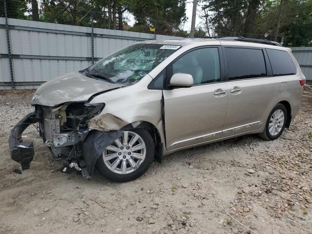 Photo 1 from auction – 2015 TOYOTA SIENNA XLE with VIN 5TDDK3DC9FS105465