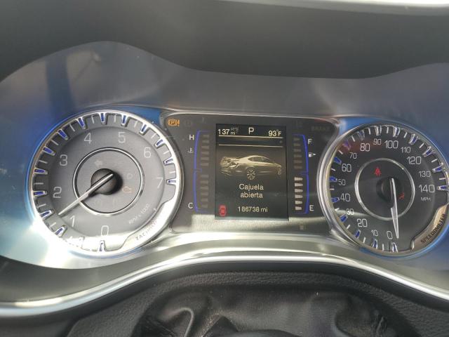 Photo 9 from auction – 2015 CHRYSLER 200 LIMITE with VIN 1C3CCCAB6FN722689