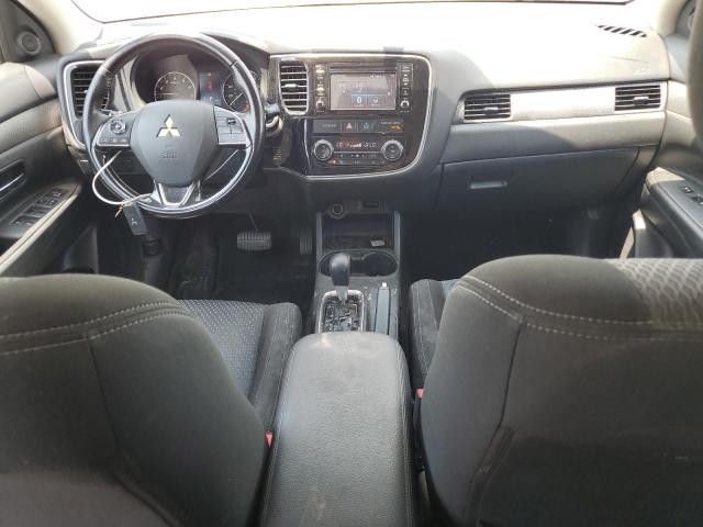 Photo 8 from auction – 2016 MITSUBISHI OUTLANDER with VIN JA4AD3A36GZ013709