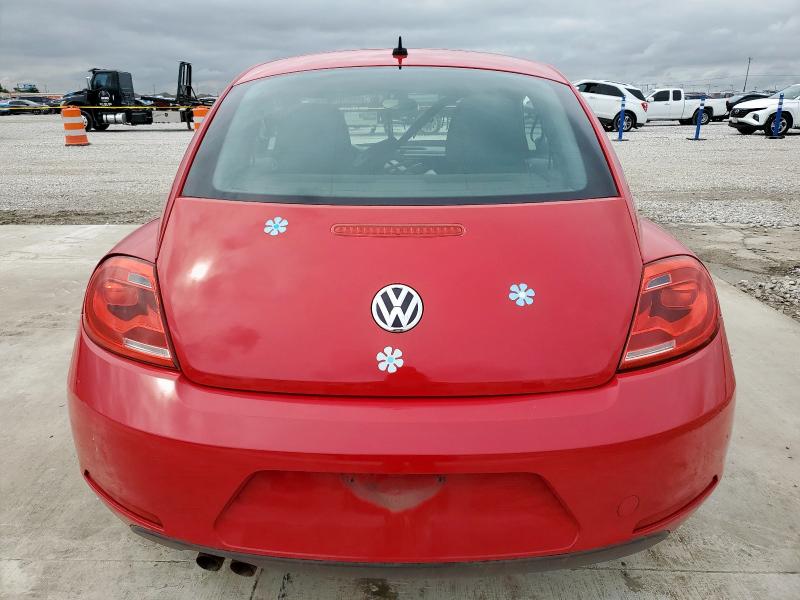 Photo 6 from auction – 2013 VOLKSWAGEN BEETLE with VIN 3VWFP7AT7DM632629