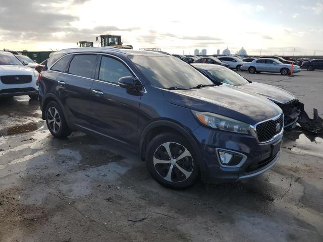 Photo 4 from auction – 2016 KIA SORENTO EX with VIN 5XYPH4A16GG062092