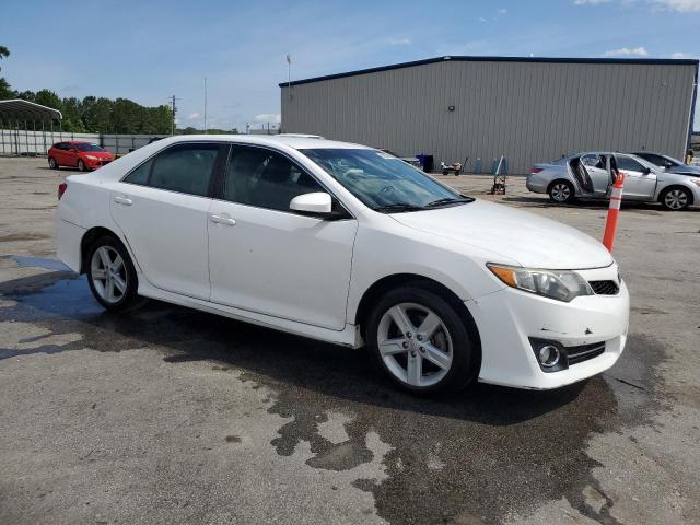 Photo 4 from auction – 2014 TOYOTA CAMRY L with VIN 4T1BF1FK7EU748584