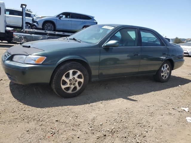 TOYOTA CAMRY LE 1999 with VIN 4T1BF22K4XU082007 - Photo from auction