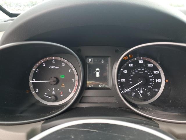 Photo 9 from auction – 2017 HYUNDAI SANTA FE S with VIN 5NMZU3LB0HH052332