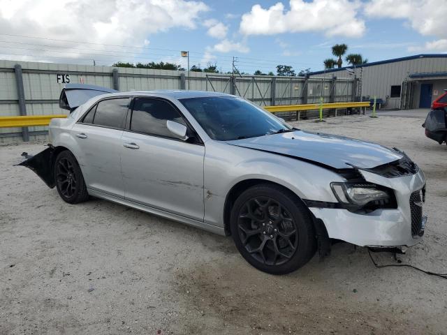 Photo 4 from auction – 2020 CHRYSLER 300 with VIN 2C3CCABT7LH239096