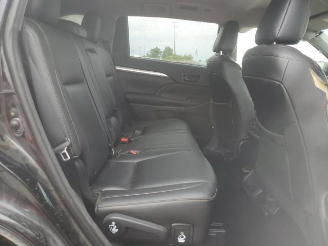 Photo 11 from auction – 2017 TOYOTA HIGHLANDER with VIN 5TDBZRFH9HS461688