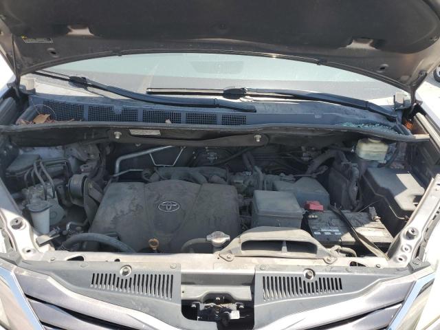 Photo 12 from auction – 2017 TOYOTA SIENNA LE with VIN 5TDKZ3DC2HS855117