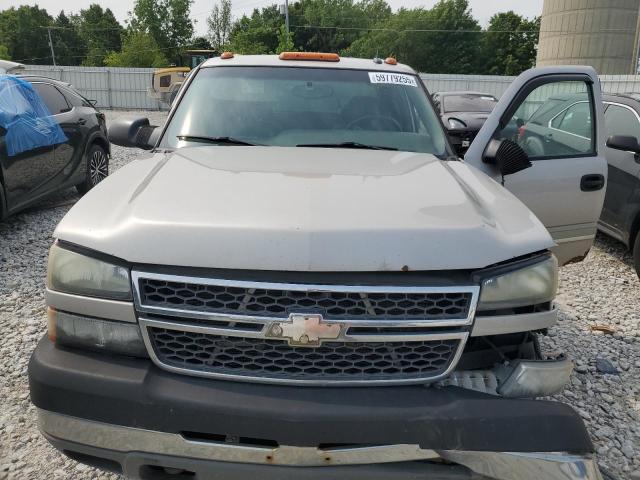 Photo 11 from auction – 2005 CHEVROLET SILVERADO with VIN 1GCHK23285F818179