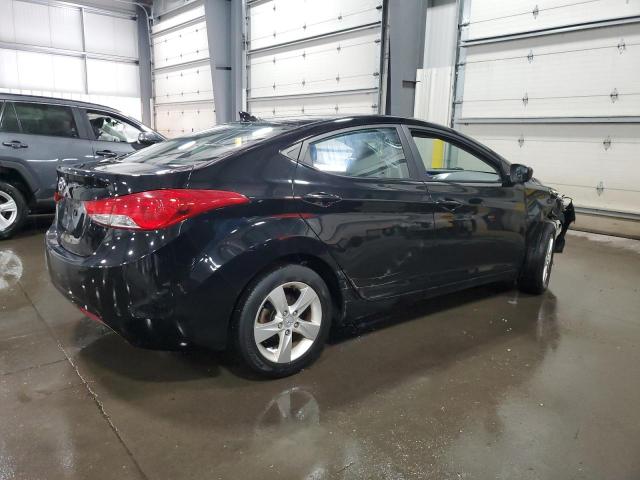 Photo 3 from auction – 2012 HYUNDAI ELANTRA GL with VIN 5NPDH4AE3CH100712