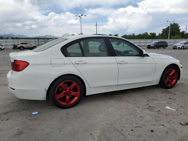 Photo 3 from auction – 2014 BMW 320 I XDRI with VIN WBA3C3G51ENS69378