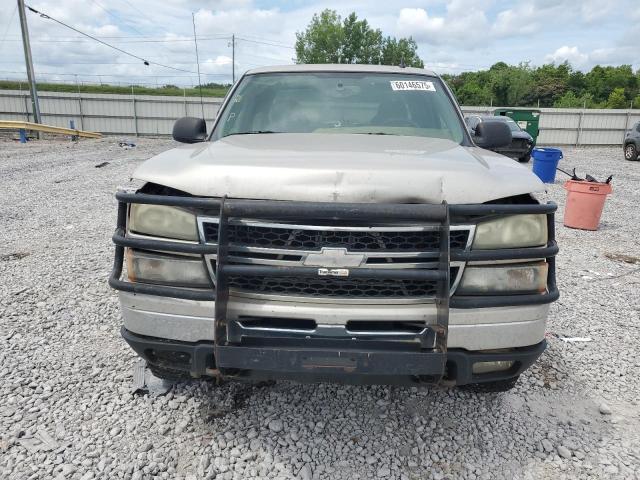 Photo 5 from auction – 2006 CHEVROLET SILVERADO K1500 with VIN 1GCEK19B46E118719