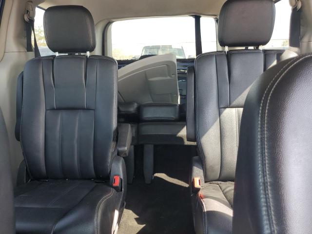 Photo 10 from auction – 2014 CHRYSLER TOWN & COU with VIN 2C4RC1BG1ER437758