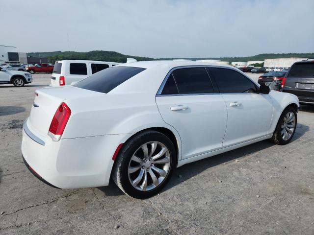 Photo 3 from auction – 2019 CHRYSLER 300 with VIN 2C3CCAAG6KH662254