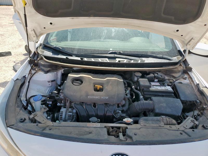 Photo 11 from auction – 2017 KIA FORTE LX with VIN 3KPFL4A70HE007232