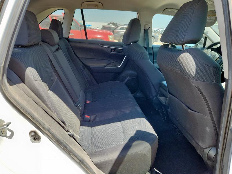 Photo 10 from auction – 2021 TOYOTA RAV4 LE with VIN 2T3F1RFV8MW187729