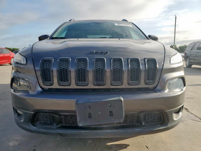 Photo 5 from auction – 2018 JEEP CHEROKEE L with VIN 1C4PJLCB2JD620255