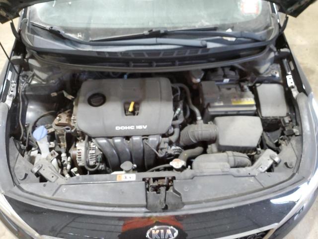 Photo 11 from auction – 2017 KIA FORTE LX with VIN 3KPFK4A76HE088630