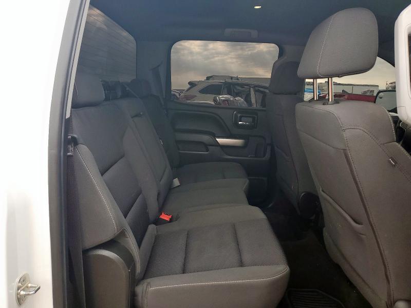 Photo 10 from auction – 2018 CHEVROLET SILVERADO with VIN 3GCUKREC4JG193768